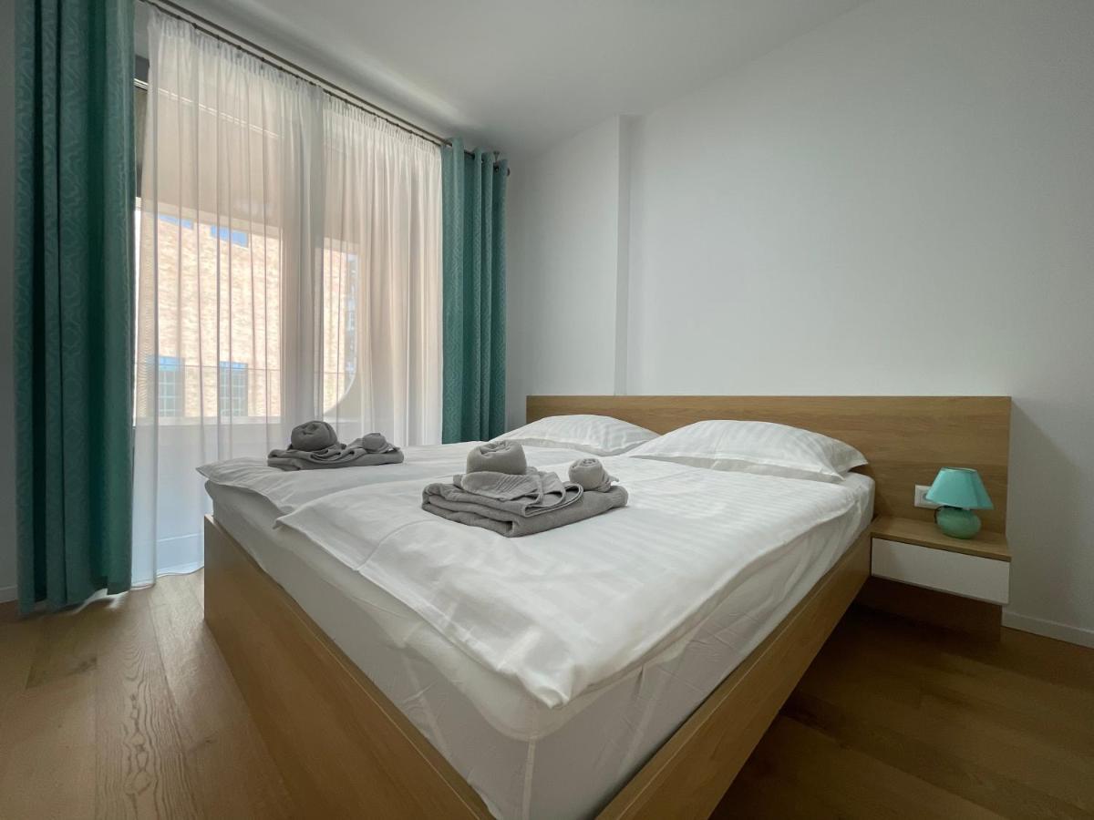 Sag Sky Park Residence Free Parking And Wi-Fi Bratislava Eksteriør bilde