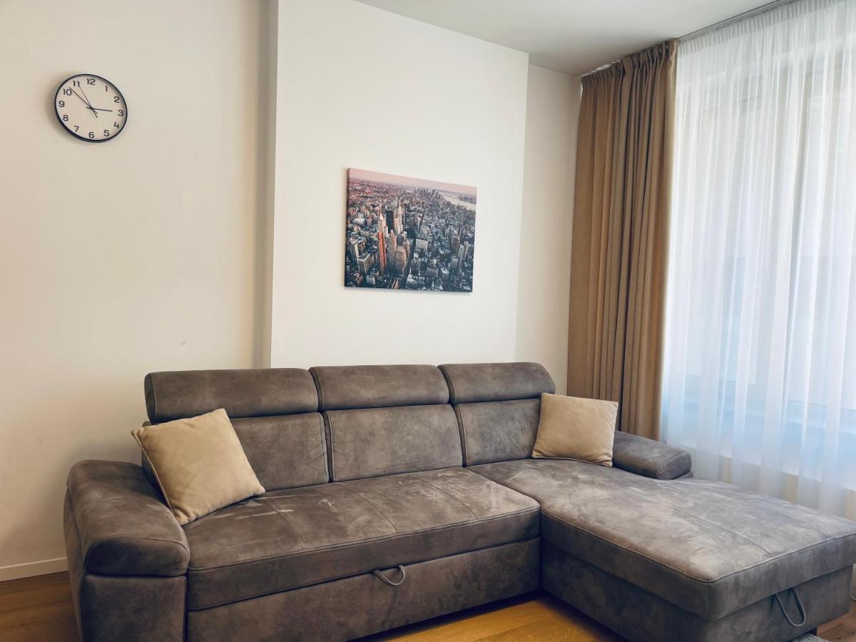 Sag Sky Park Residence Free Parking And Wi-Fi Bratislava Eksteriør bilde