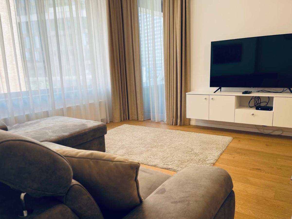 Sag Sky Park Residence Free Parking And Wi-Fi Bratislava Eksteriør bilde