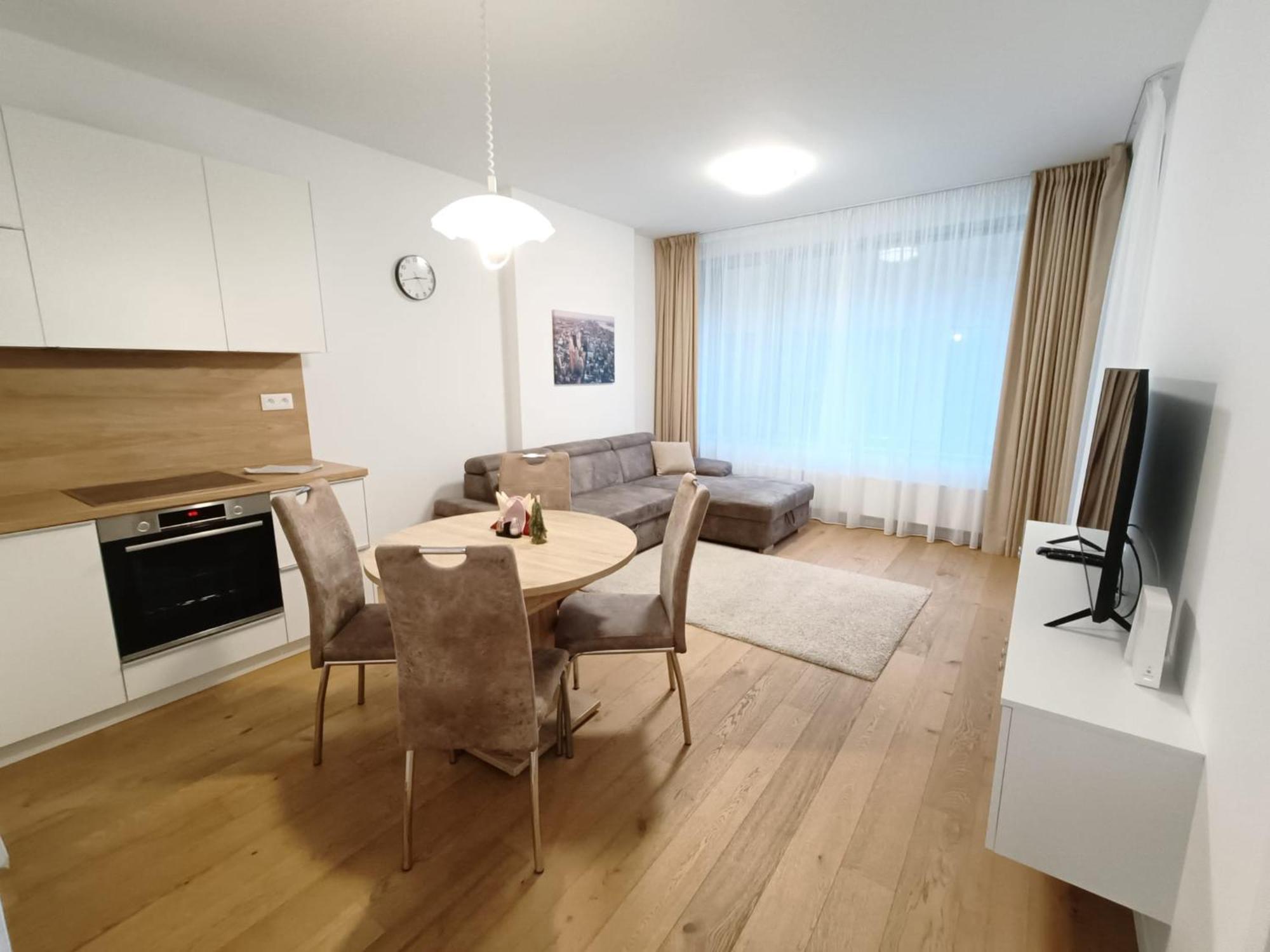 Sag Sky Park Residence Free Parking And Wi-Fi Bratislava Eksteriør bilde