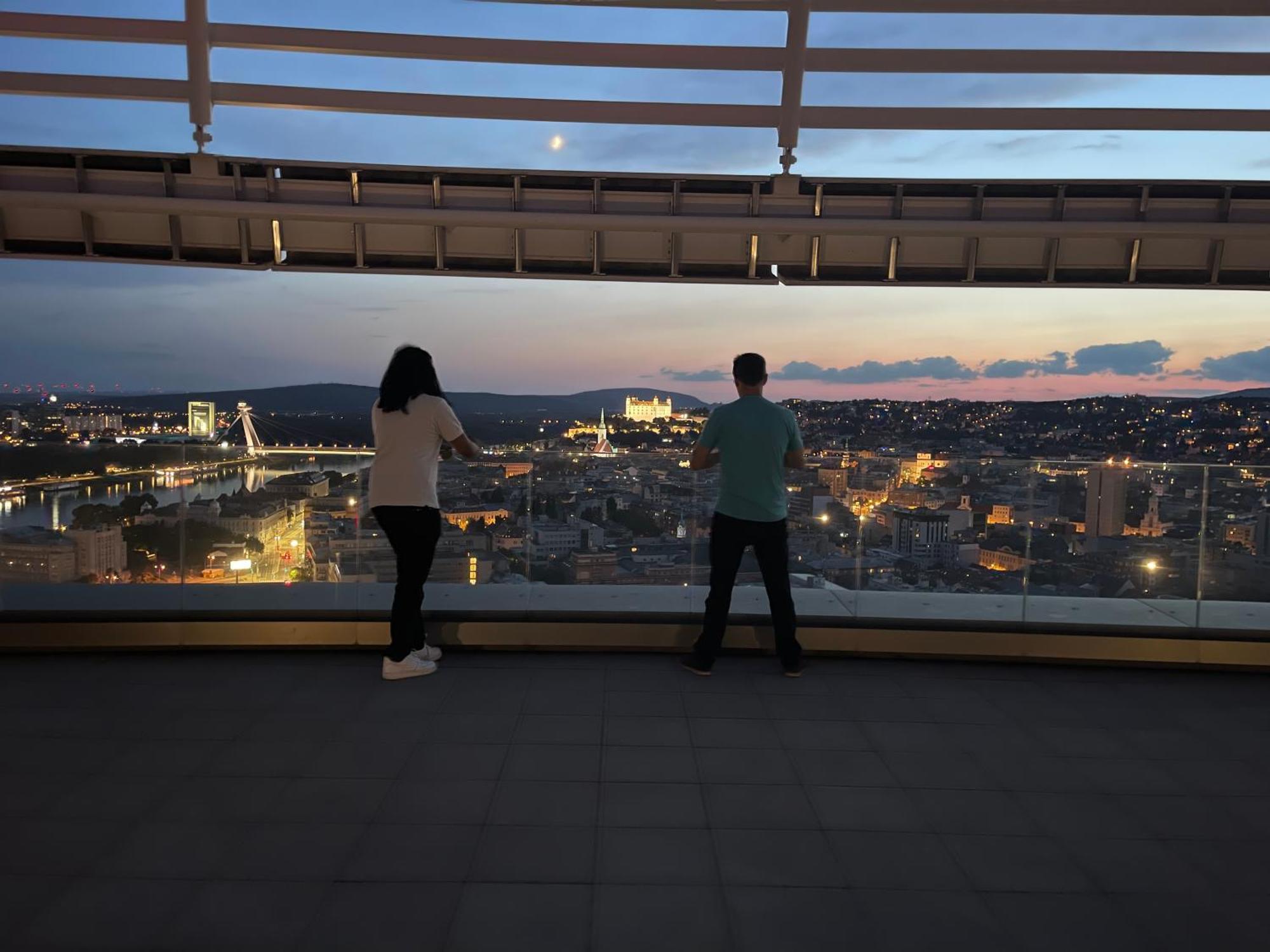Sag Sky Park Residence Free Parking And Wi-Fi Bratislava Eksteriør bilde